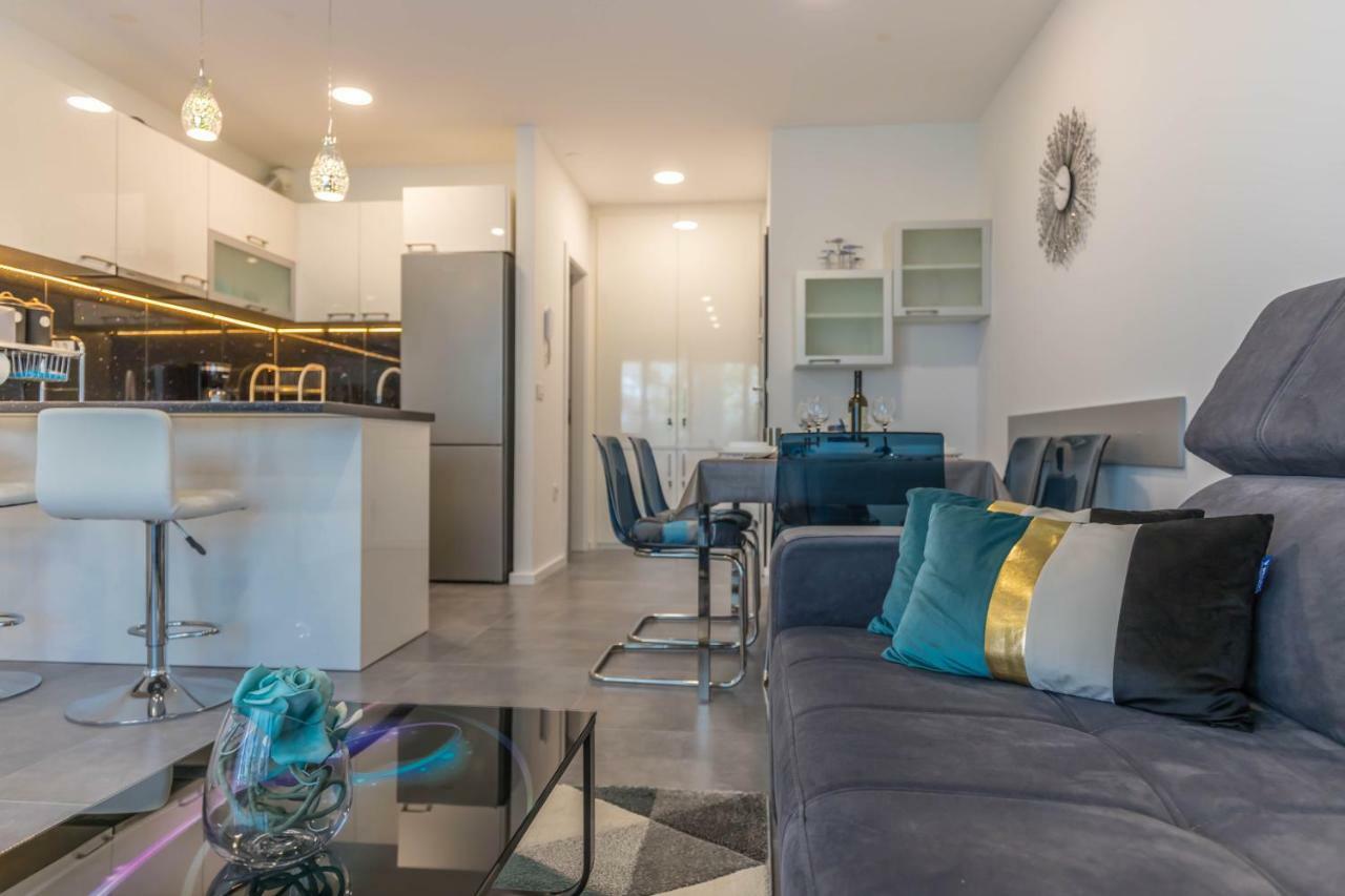 Apartments Tatjana Selce Kültér fotó